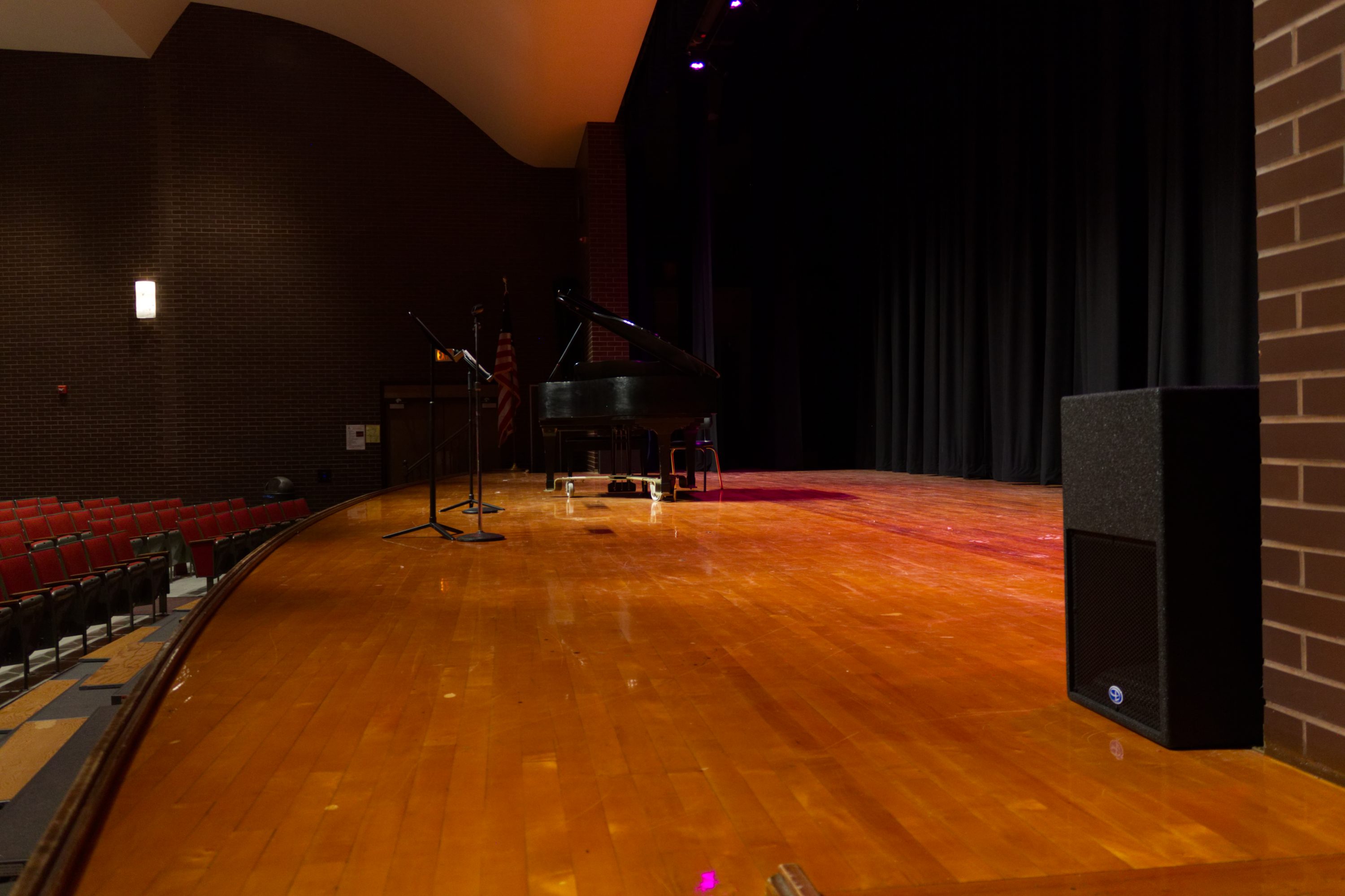 middle school auditorium lighting design