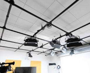 A Rigging System Hanging From A Ceiling.