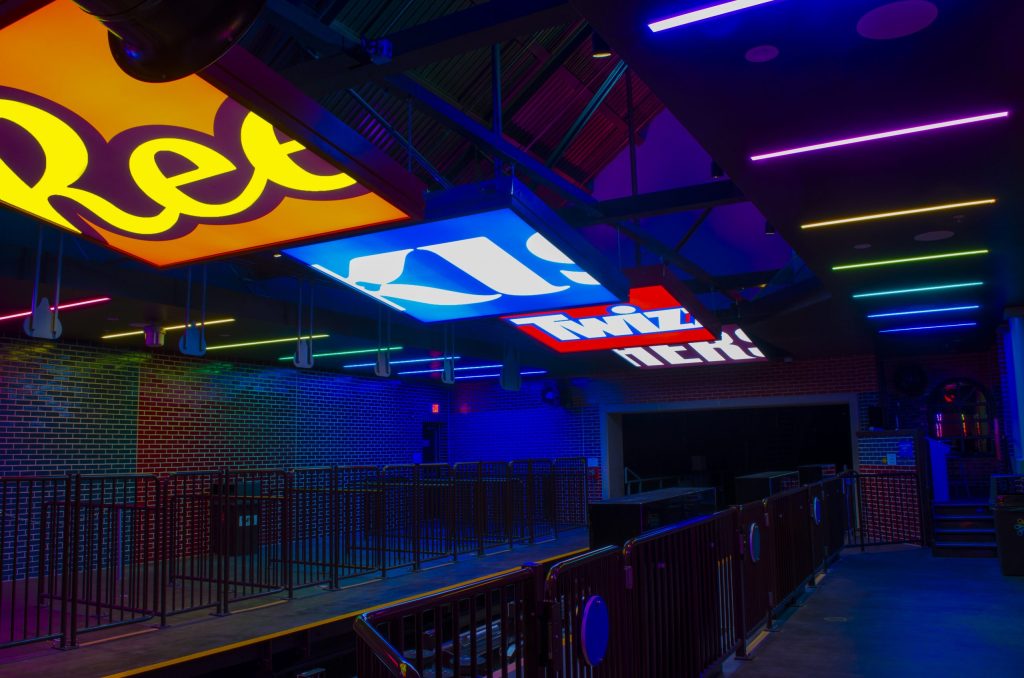Amusement & Theme Parks
